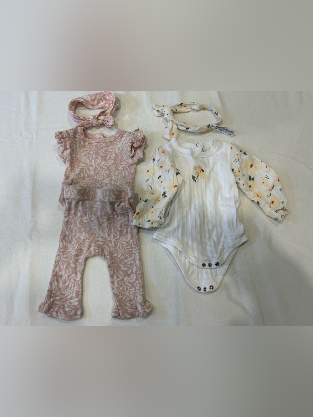 2 Baby girl sets